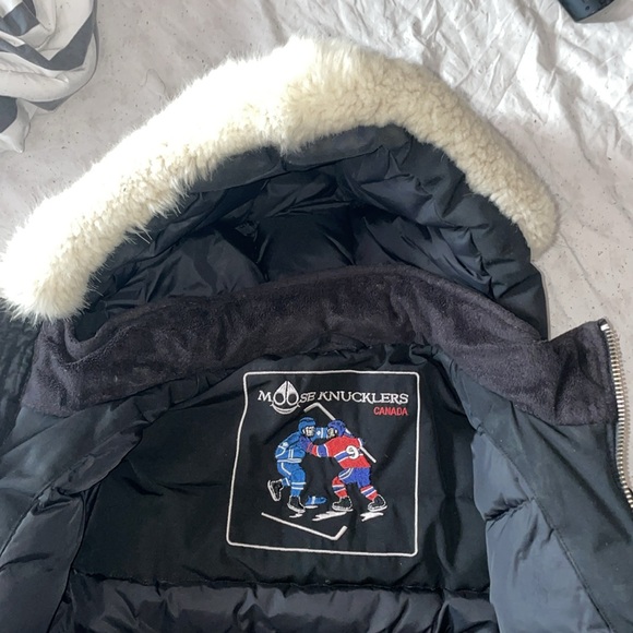 Moose knuckle winter coat for kids - Picture 2 of 4